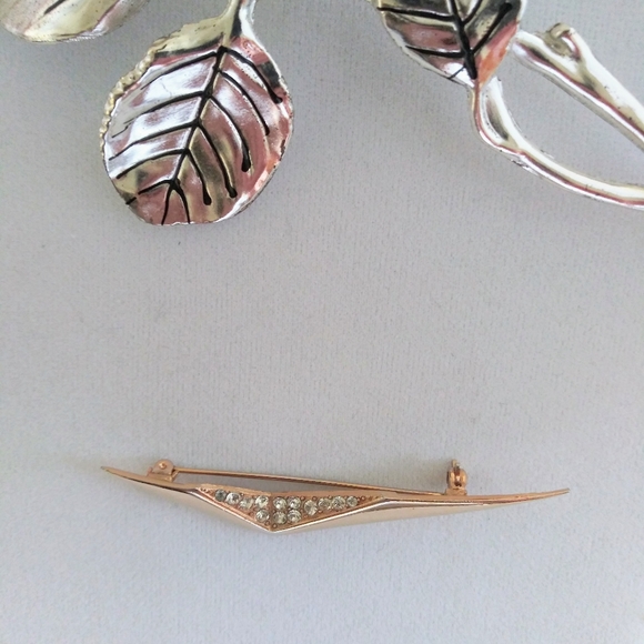 Vintage Park Lane Brooch - Picture 5 of 8